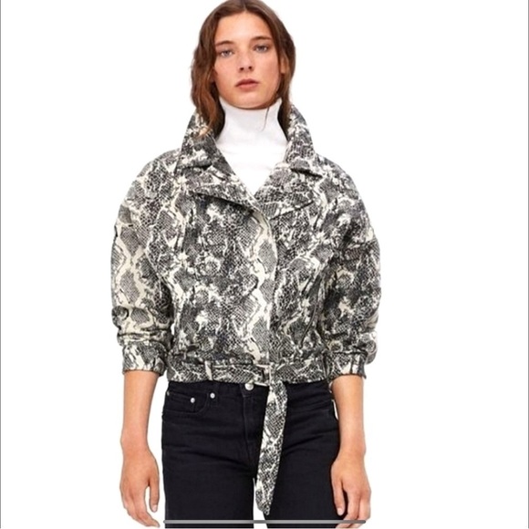 ZARA Cropped Moto Snake Print Tapestry Belted Pockets Size S EUC Jacket - Picture 16 of 16